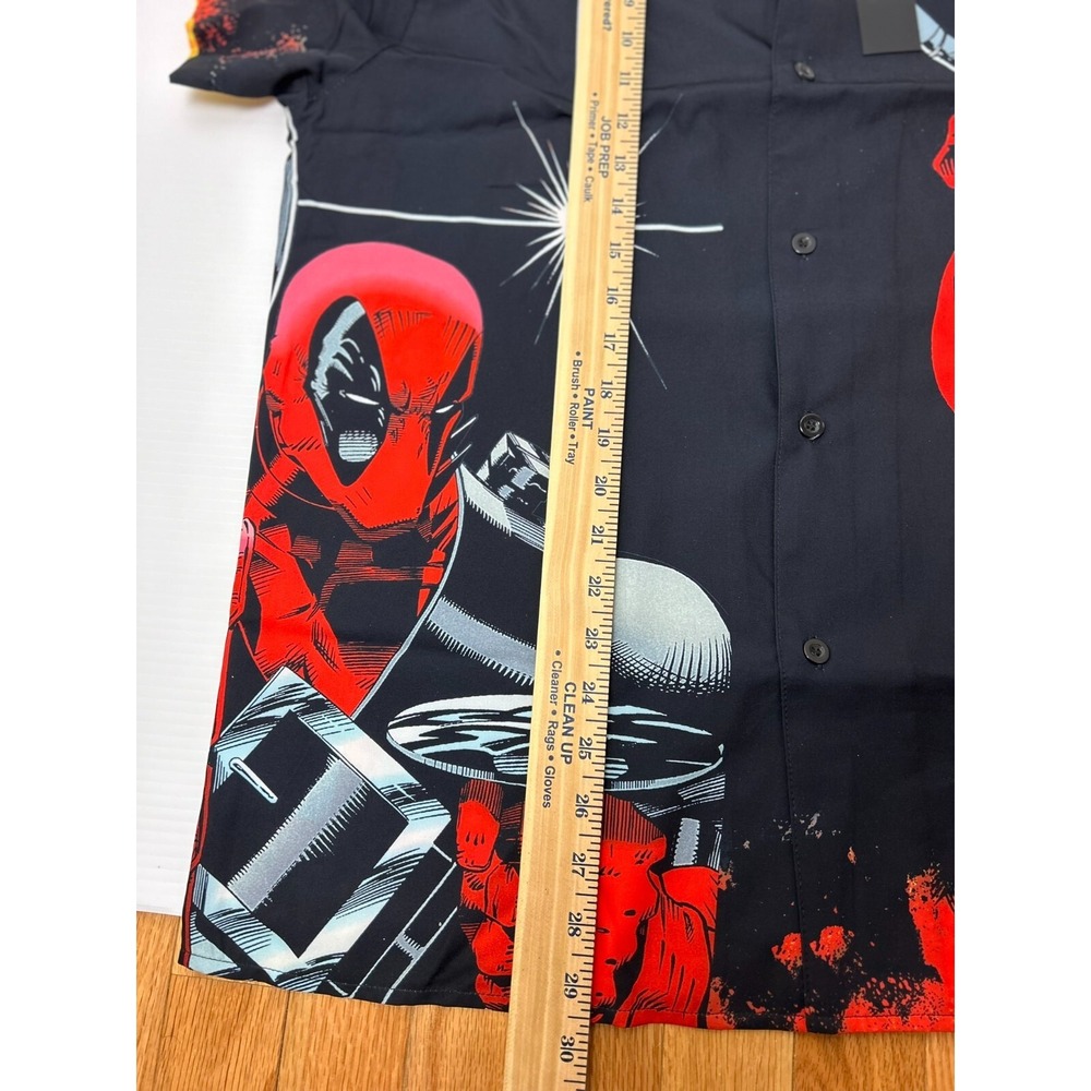 Deadpool Flames Medium Marvel Men's Short Sleeve Woven Top Black - Picture 12 of 12